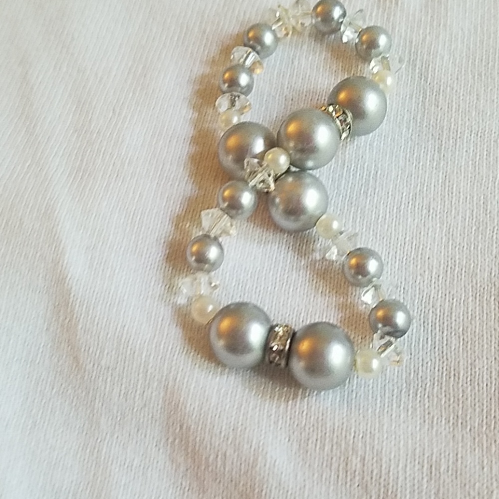 Bracelets - Picture 3 of 4